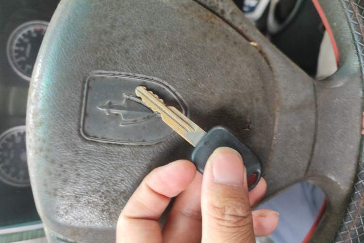 Used Jinbei Hiace X30 2013 1.3L Standard Version Vehicle Key