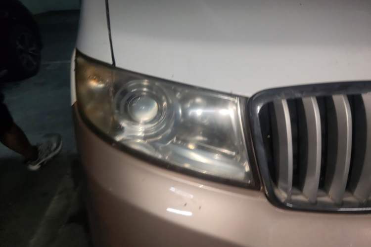 Used Jinbei Hiace X30 2013 1.3L Standard Version Right Front Headlight
