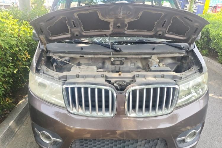 Used Jinbei Hiace X30 2013 1.3L Standard Version Engine Bay