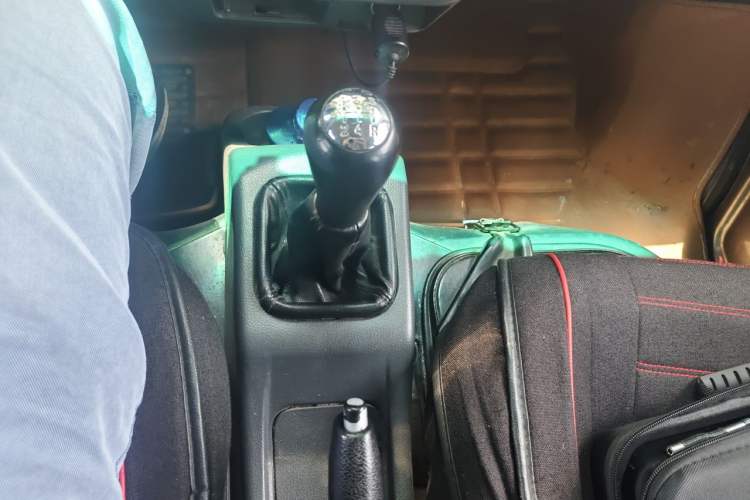 Used Jinbei Hiace X30 2013 1.3L Standard Version Gear Lever