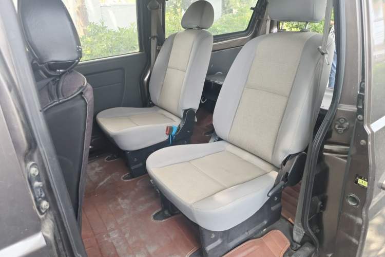 Used Jinbei Hiace X30 2013 1.3L Standard Version Left Rear Seat