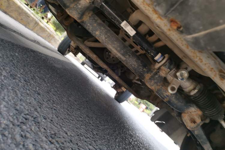 Used Jinbei Hiace X30 2013 1.3L Standard Version Chassis Front