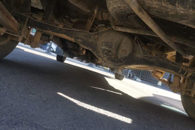 Used Jinbei Hiace X30 2013 1.3L Standard Version Chassis Rear