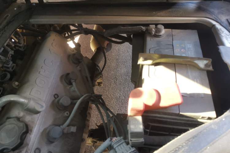 Used Jinbei Hiace X30 2013 1.3L Standard Version Engine Bay Left