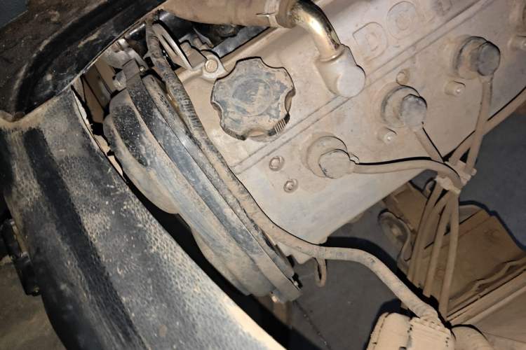 Used Jinbei Hiace X30 2013 1.3L Standard Version Engine Bay Right