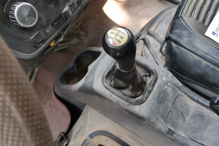 Used Jinbei Hiace X30 2013 1.3L Standard Version Gear Lever