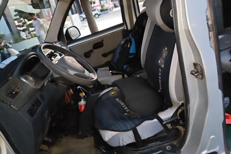 Used Jinbei Hiace X30 2013 1.3L Standard Version Left Front Seat