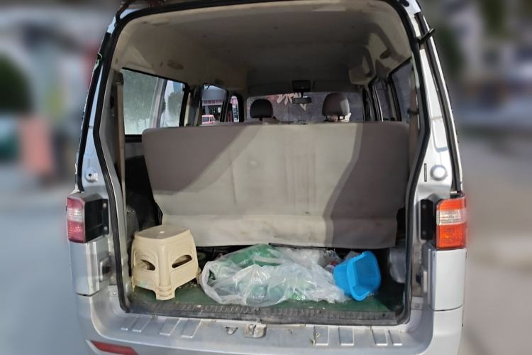 Used Jinbei Hiace X30 2013 1.3L Standard Version Trunk