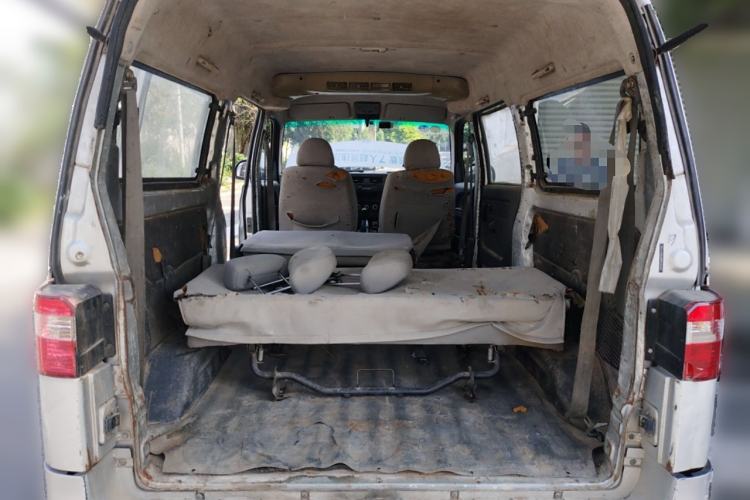Used Jinbei Hiace X30 2013 1.3L Standard Version Trunk