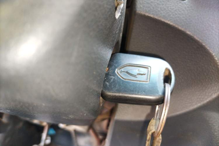 Used Jinbei Hiace X30 2013 1.3L Standard Version Vehicle Key