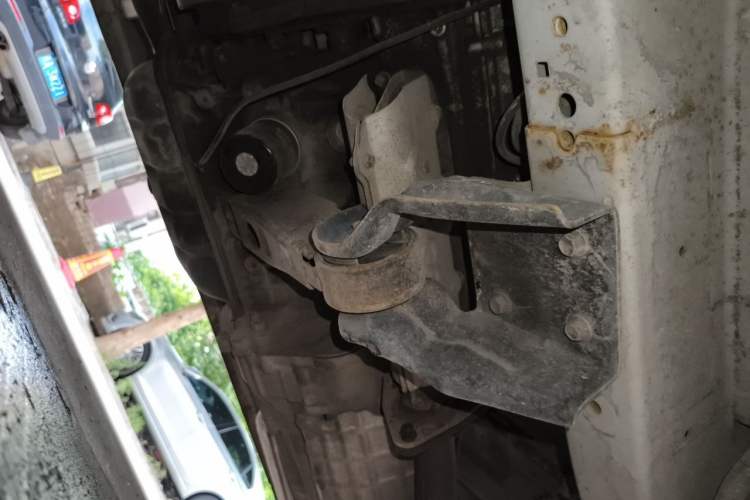 Used Jinbei Hiace X30 2013 1.3L Comfort Model Chassis Front Left