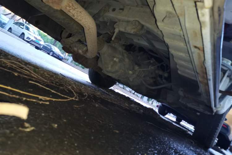 Used Jinbei Hiace X30 2013 1.3L Comfort Model Chassis Front Left