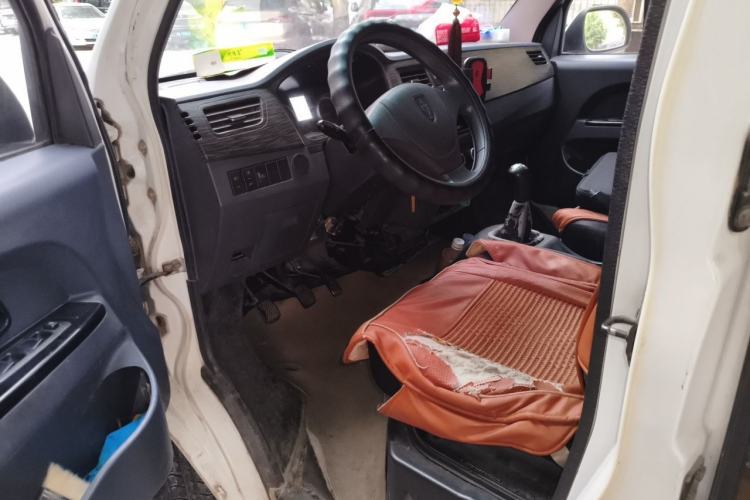 Used Jinbei Hiace X30 2013 1.3L Comfort Model Driver Seat