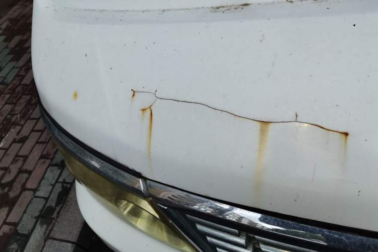 Used Jinbei Hiace X30 2013 1.3L Comfort Model Engine Bay Left