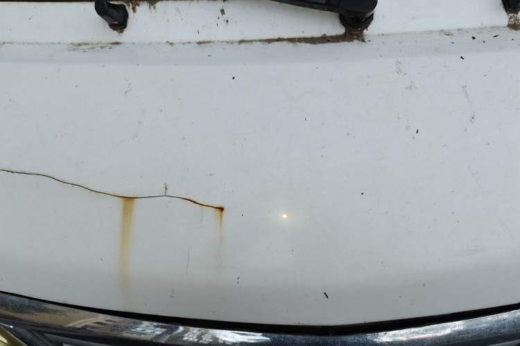 Used Jinbei Hiace X30 2013 1.3L Comfort Model Engine Bay Right