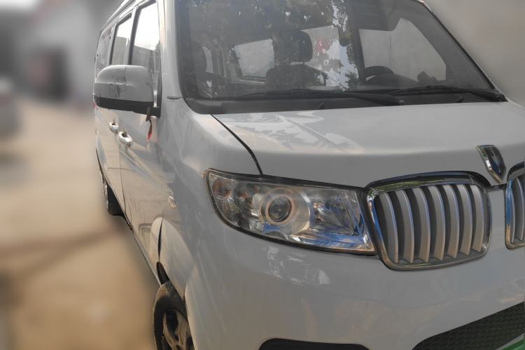 Used Jinbei Hiace X30 2013 1.3L Standard Version Front Right 45 Deg