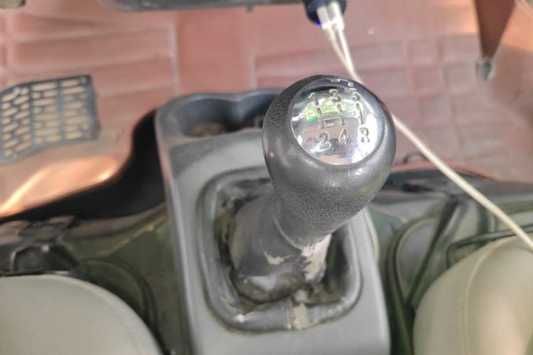 Used Jinbei Hiace X30 2013 1.3L Standard Version Gear Lever
