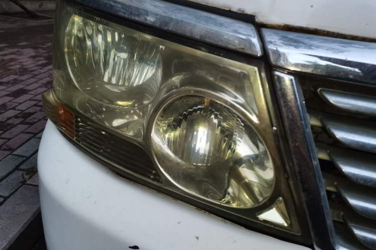 Used Jinbei Hiace X30 2013 1.3L Comfort Model Right Front Headlight