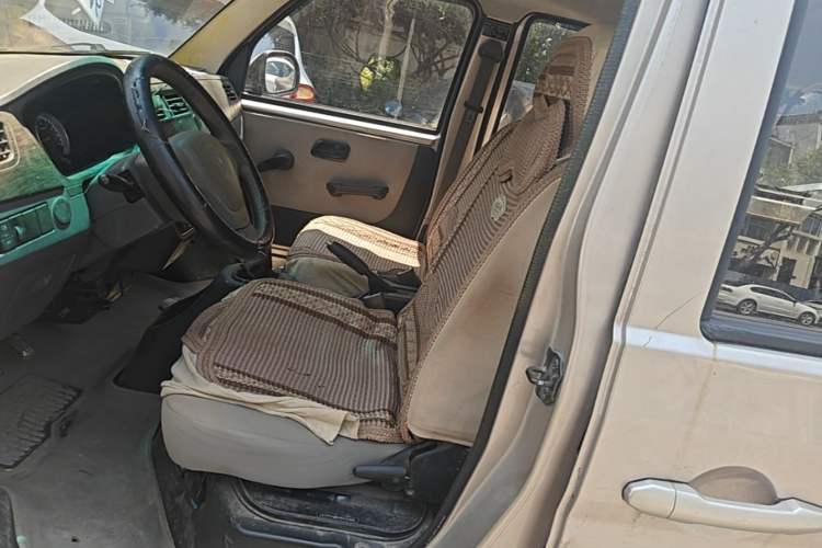 Used Jinbei Hiace X30 2013 1.3L Standard Version Left Front Seat