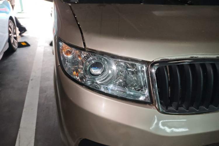 Used Jinbei Hiace X30 2013 1.3L Standard Version Right Front Headlight