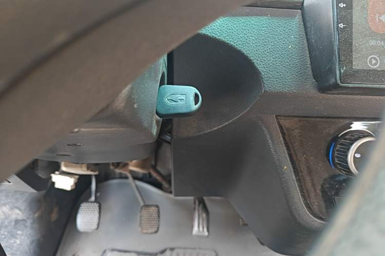 Used Jinbei Hiace X30 2013 1.3L Standard Version Vehicle Key