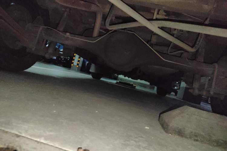Used Jinbei Hiace X30 2015 1.3L Flagship Model Chassis Rear
