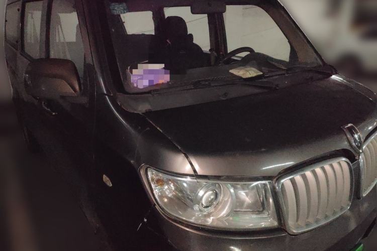 Used Jinbei Hiace X30 2015 1.3L Flagship Model Front Right 45 Deg