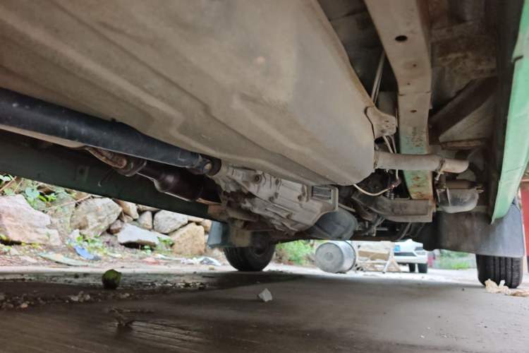 Used Jinbei Hiace X30  Chassis Rear Right