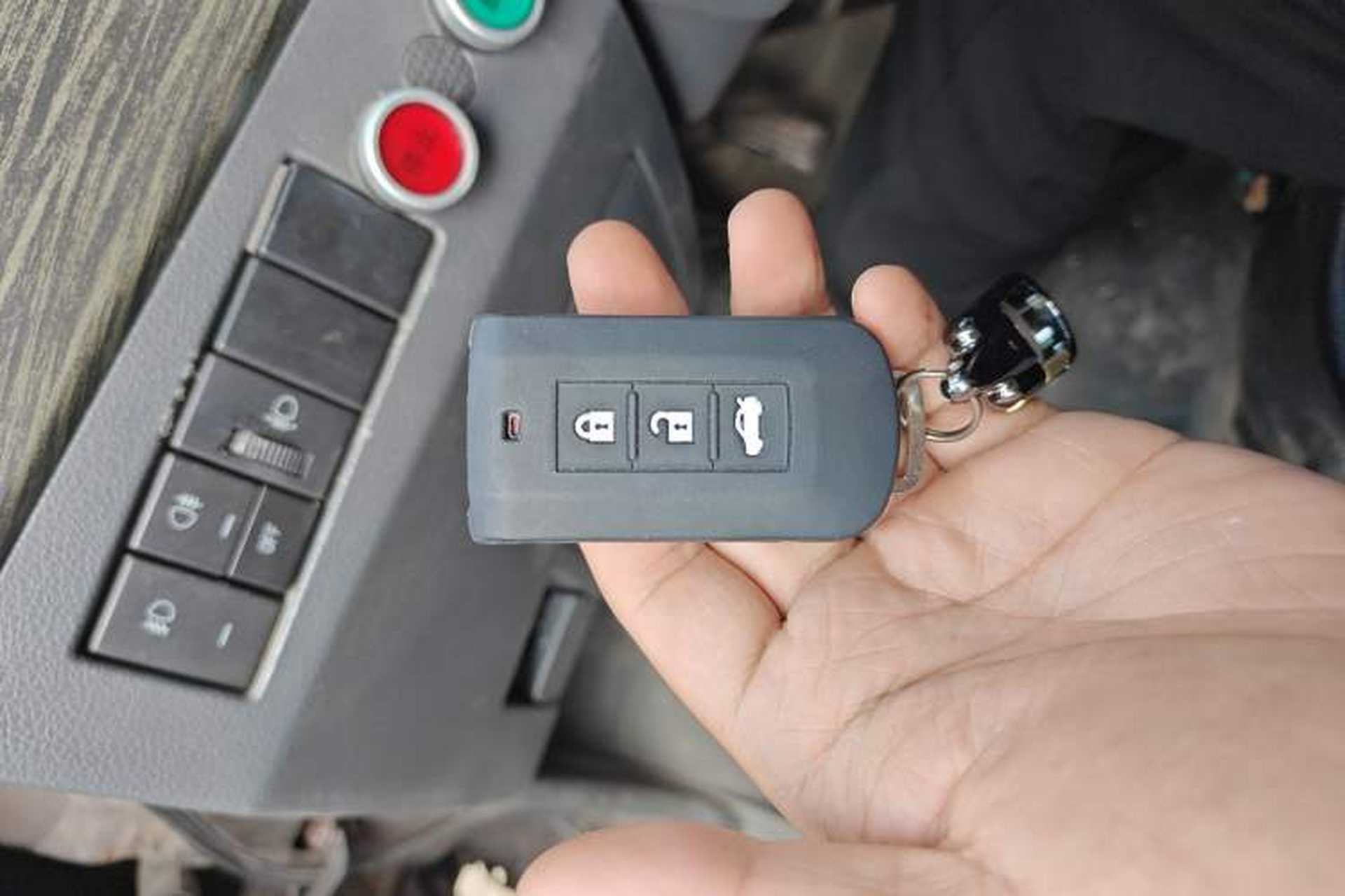 Used Jinbei Hiace X30  Vehicle Key