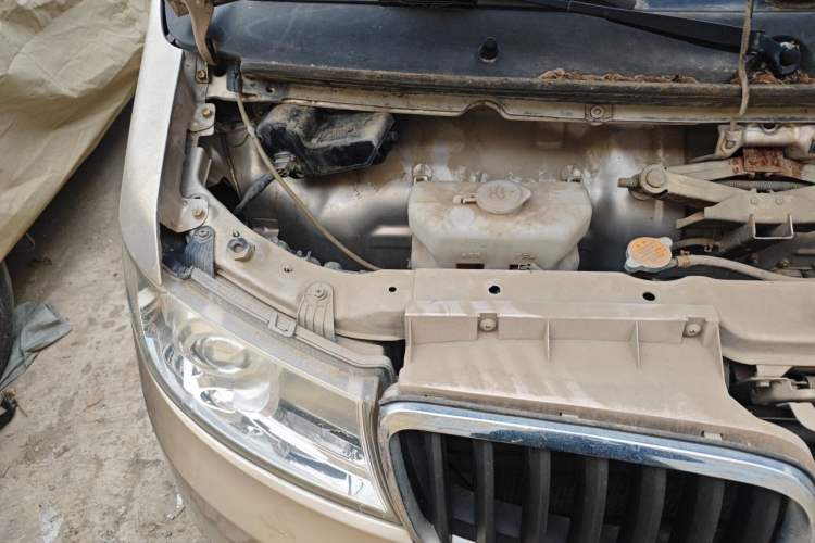 Used Jinbei Hiace X30 2015 1.3L Flagship Model Engine Bay Right