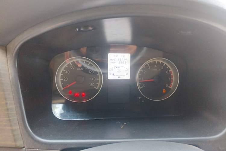 Used Jinbei Hiace X30 2016 1.3L Van Comfort Edition DLCG12 Odometer Close Up