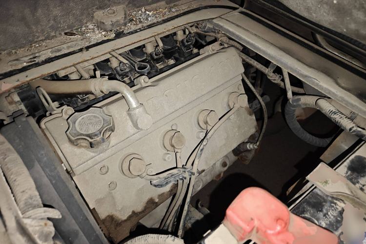 Used Jinbei Hiace X30 2016 1.3L Van Standard Edition DLCG12 Engine Bay