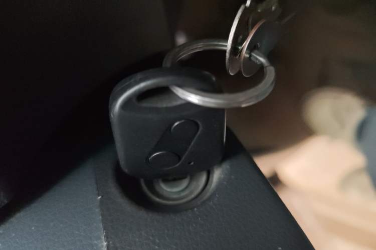 Used Jinbei Hiace X30 2016 1.3L Van Comfort Edition DLCG12 Vehicle Key
