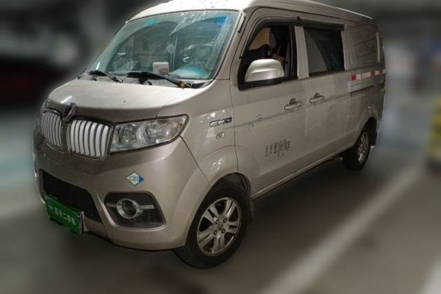 Used Jinbei Hiace X30 2016 1.3L Van Comfort Edition DLCG12