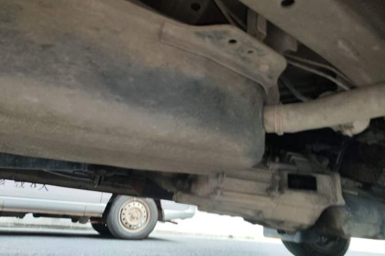 Used Jinbei Hiace X30 2016 1.3L Van Comfort Edition DLCG12 Chassis Rear Left