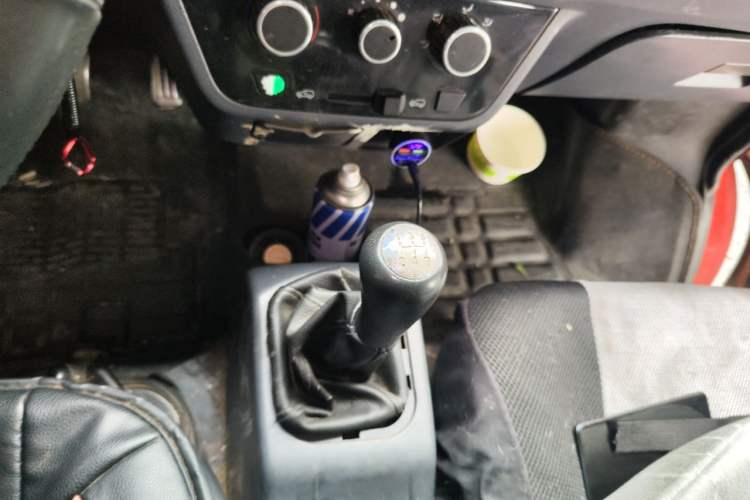 Used Jinbei Hiace X30 2016 1.3L Van Comfort Edition DLCG12 Gear Lever