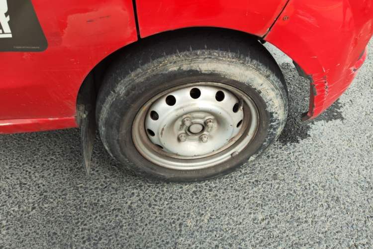 Used Jinbei Hiace X30 2016 1.3L Van Comfort Edition DLCG12 Right Front Wheel Hub