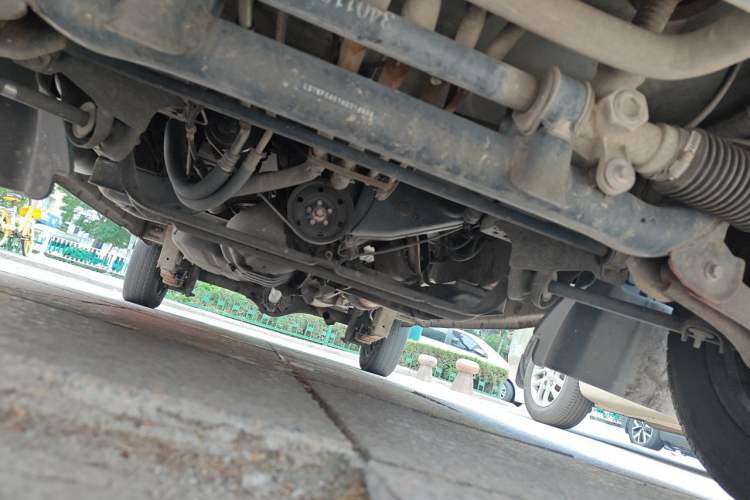 Used Jinbei Hiace X30 2016 1.3L Van Standard Edition DLCG12 Chassis Front