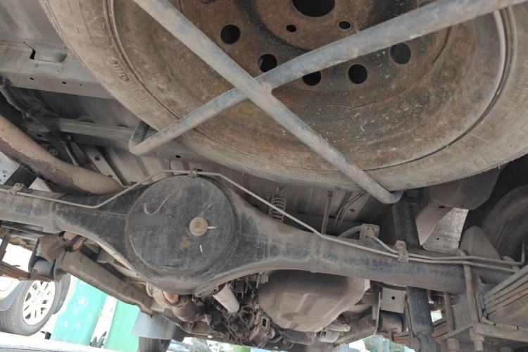 Used Jinbei Hiace X30 2016 1.3L Van Standard Edition DLCG12 Chassis Rear