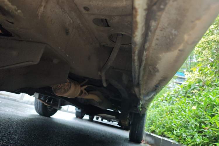 Used Jinbei Hiace X30 2016 1.3L Van Comfort Edition DLCG12 Chassis Rear Left