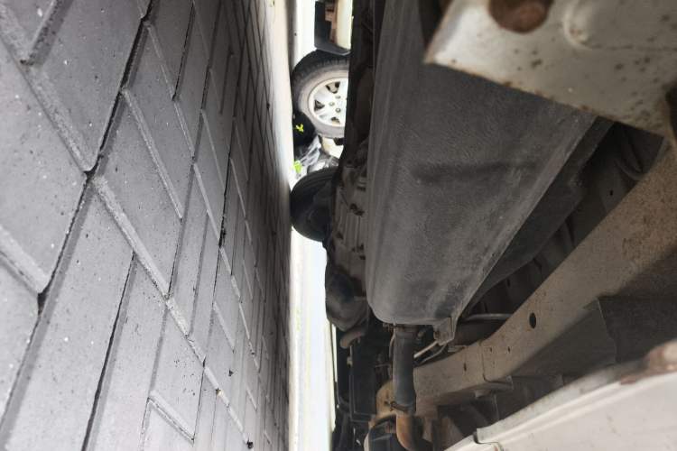 Used Jinbei Hiace X30 2016 1.3L CNG Standard Van Model Chassis Rear Right