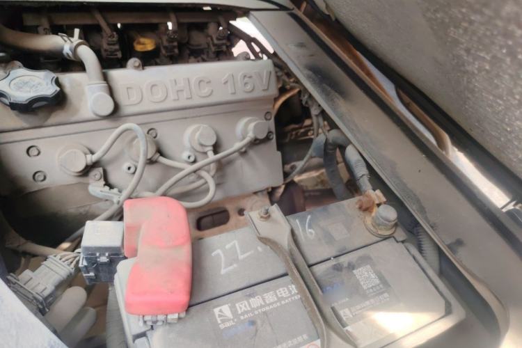 Used Jinbei Hiace X30 2016 1.3L Van Comfort Edition DLCG12 Engine Bay Left