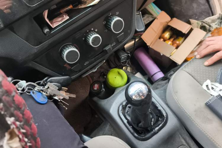 Used Jinbei Hiace X30 2016 1.3L CNG Standard Van Model Gear Lever