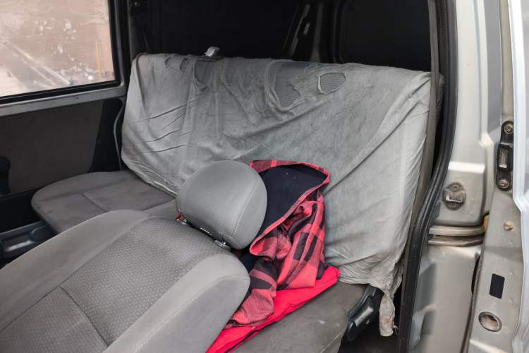 Used Jinbei Hiace X30 2016 1.3L CNG Standard Van Model Left Rear Seat