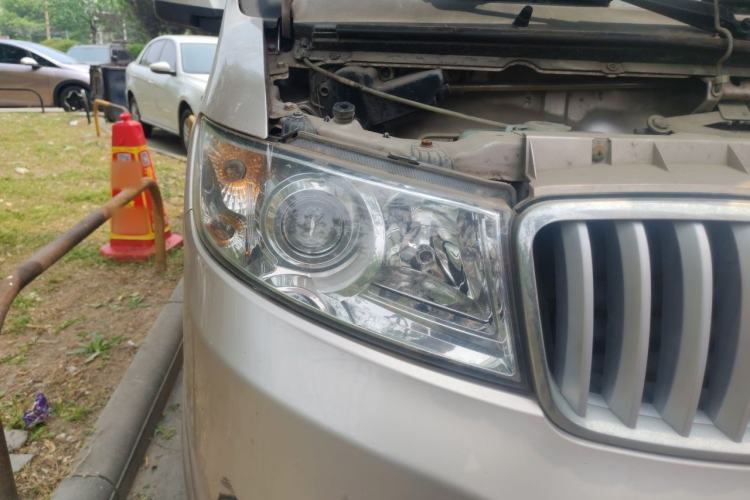 Used Jinbei Hiace X30 2016 1.3L Van Comfort Edition DLCG12 Right Front Headlight