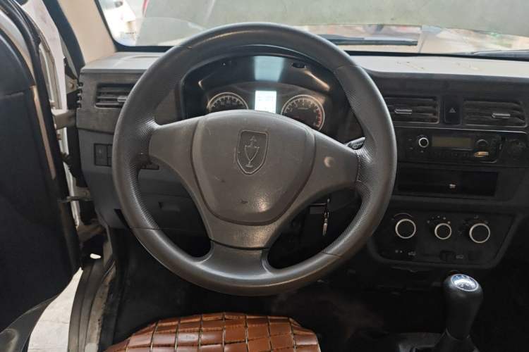 Used Jinbei Hiace X30 2016 1.3L Van Standard Edition DLCG12 Steering Wheel
