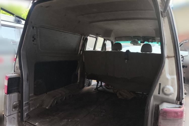 Used Jinbei Hiace X30 2016 1.3L CNG Standard Van Model Trunk