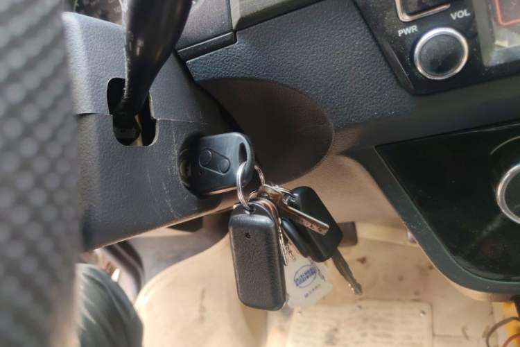 Used Jinbei Hiace X30 2016 1.3L Van Comfort Edition DLCG12 Vehicle Key