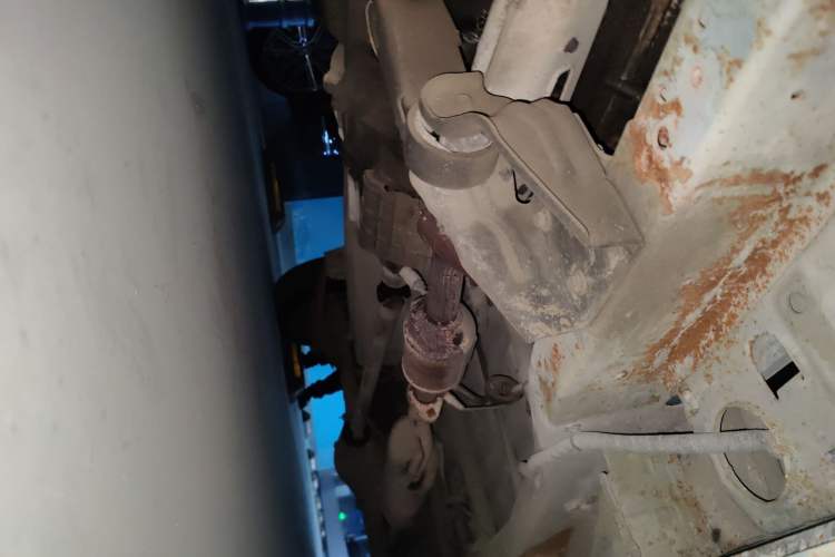 Used Jinbei Hiace X30 2016 1.3L Van Comfort Edition DLCG12 Chassis Front Left