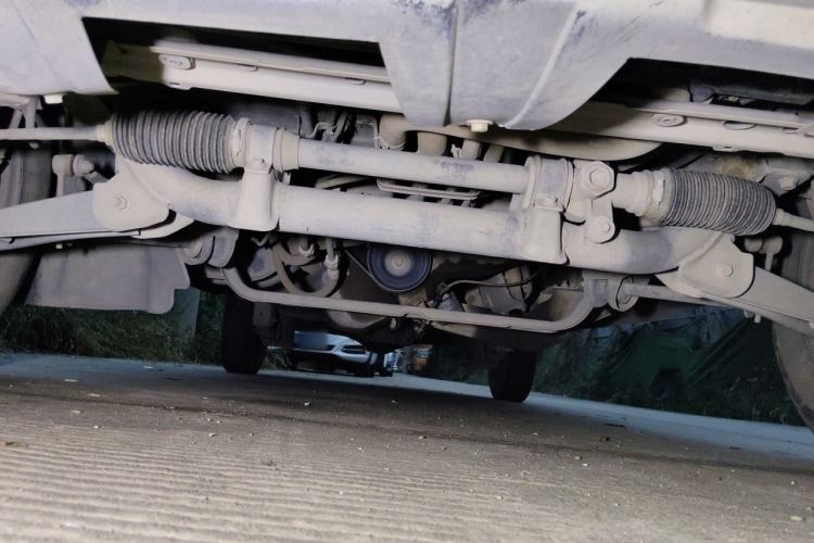 Used Jinbei Hiace X30 2016 1.3L Van Standard Edition DLCG12 Chassis Front
